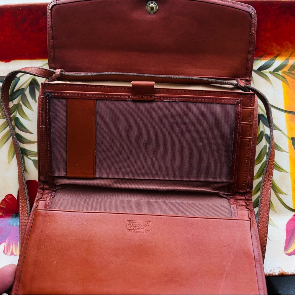 Dan and Burke Brown Leather Crossbody Bag - Picture 2 of 4